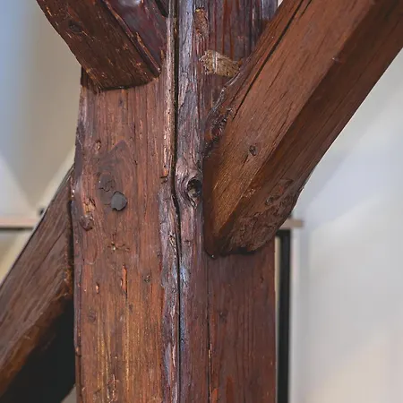 Postel Han/Misafirhane *