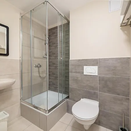 Postel Πανδοχείο *