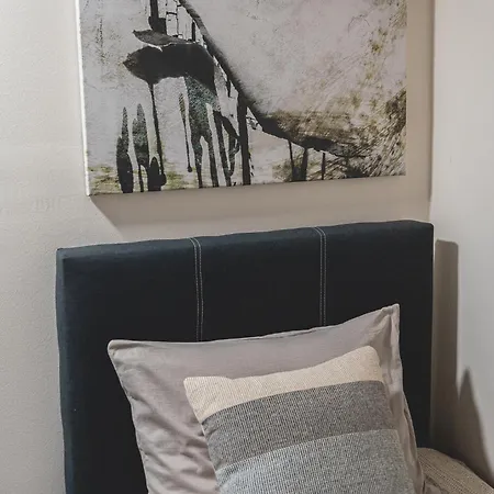 Han/Misafirhane Postel Balatonfüred