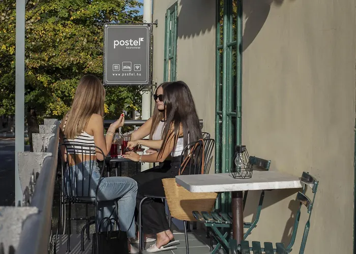 Postel Mini-hôtel *